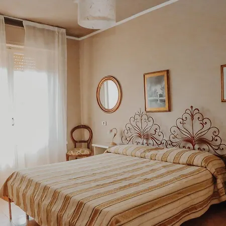 Lampada Di Aladino Hotel Follonica