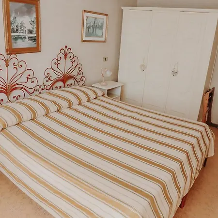 Lampada Di Aladino Hotel 3*