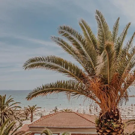 Lampada Di Aladino Hotel Follonica